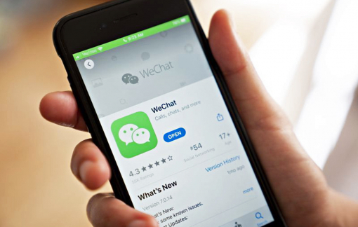 Lỗ hổng khiến tiền dễ chuyển “chui” ra nước ngoài