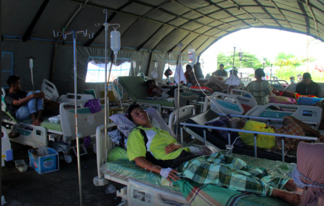 Gần 900 người thương vong vì động đất, Indonesia vật lộn với chuỗi thiên tai