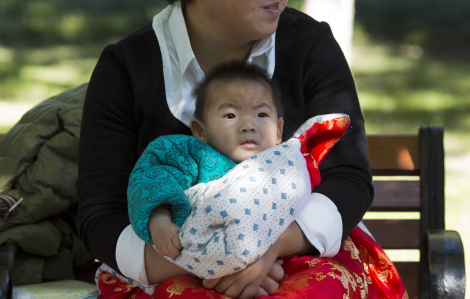 Hé lộ bí mật mang thai hộ tại Mỹ của giới nhà giàu Trung Quốc