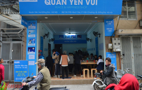Quán cơm 2.000 đồng ấm lòng người nghèo giữa mùa đông giá rét ở Hà Nội