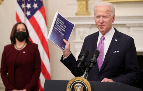 Tổng thống Joe Biden quay lại WHO và Hiệp định Paris