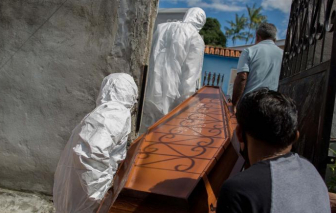 Chết ngạt vì COVID-19 - thảm kịch phủ bóng thành phố ở Brazil khi nguồn cung oxygen cạn kiệt