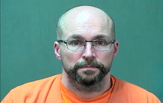 Dược sĩ người Mỹ bị bắt vì cố ý phá hỏng 500 liều vắc-xin ngừa COVID-19