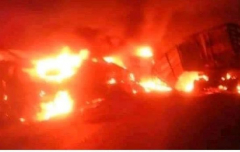 Cháy xe khách ở Cameroon, ít nhất 53 người chết không thể nhận dạng