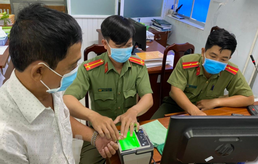 Công an sẽ tổ chức cấp căn cước công dân gắn chip ngoài giờ cho người dân
