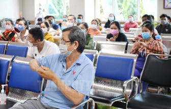 TPHCM bắt buộc đeo khẩu trang, hạn chế tập trung đông người trong dịp Tết