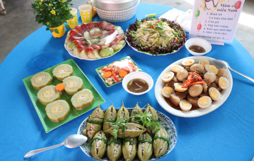 Bày biện mâm cơm tết của ba miền đất nước