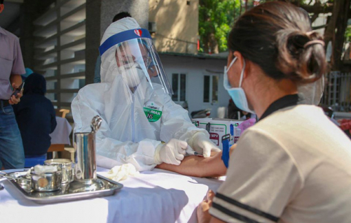 Hà Nội thêm 2 ca dương tính, là bố mẹ của bệnh nhân 1.725