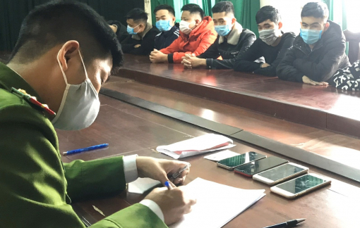 Công an Thừa Thiên - Huế bắt 5 đối tượng lừa đảo cho vay qua mạng hàng tỷ đồng