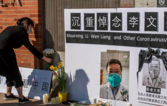 Người dân Trung Quốc tưởng nhớ bác sĩ Lý Văn Lượng