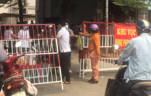 TPHCM xét nghiệm 4 mẫu gộp phát hiện 4 ca nghi nhiễm COVID-19
