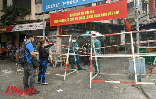 TPHCM họp khẩn vì phát hiện thêm 24 ca dương tính với SARS-CoV-2 trong sáng nay