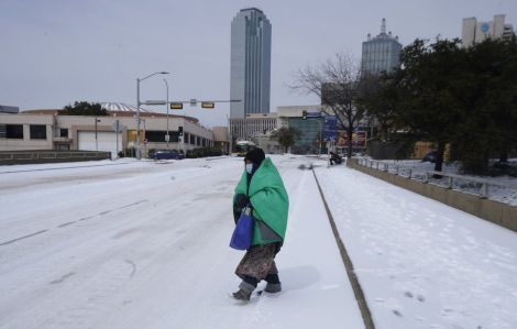 Cơn bão mùa đông khiến 15 người Mỹ chết, hàng triệu hộ dân bị mất điện