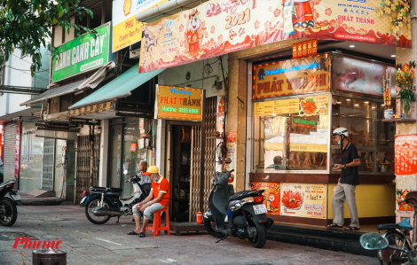 Heo, vịt quay... ế ẩm trong ngày cúng khai trương