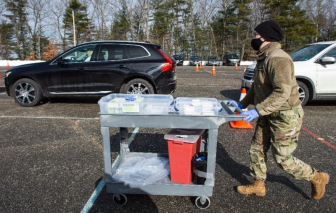 Vì sao 1/3 quân nhân Mỹ từ chối vắc-xin COVID-19?