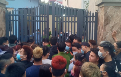 Công an Hà Nội đột kích sới bạc, bắt 20 đối tượng, thu giữ hơn 279 triệu đồng