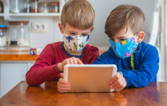 Bệnh nhi COVID-19 với tải lượng virus hơn 51.000 lần bình thường khiến các bác sĩ hoang mang