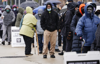 Các nhà phân phối: Nguồn cung vắc-xin COVID-19 sẽ tăng vọt trong tháng 3