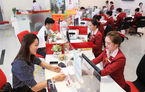 Đồng hành cùng khách hàng chống dịch, phát triển kinh tế, HDBank tiếp tục giảm lãi suất cho vay