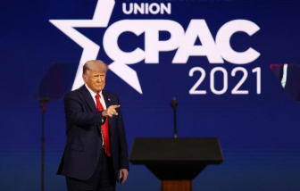 Vợ chồng cựu Tổng thống Trump đã tiêm vắc-xin COVID-19 trước khi rời Nhà Trắng