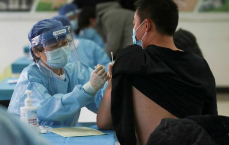 Vắc-xin COVID-19 của Trung Quốc bị sự hoài nghi từ quốc tế lẫn nội địa