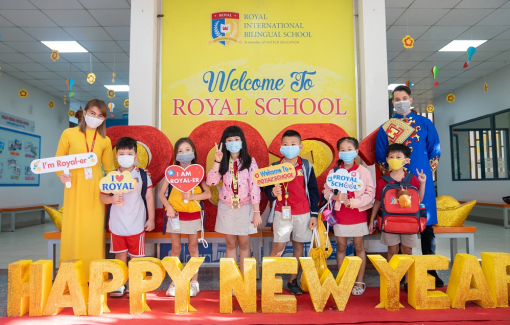 Rộn ràng không khí quay trở lại trường học của thầy trò Royal School