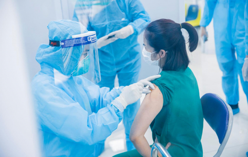 Sáng 9/3: Hà Nội, Gia Lai triển khai tiêm vắc xin ngừa COVID-19