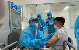 Bộ Y tế cảnh báo trò lừa, mua bán vắc-xin COVID-19 giả mạo