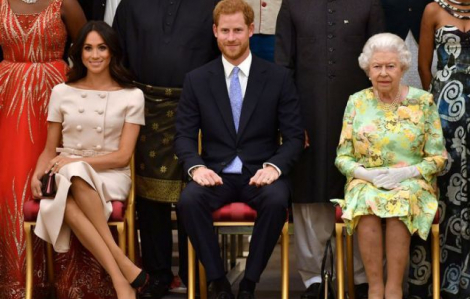 Hoàng gia Anh đau buồn vì cáo buộc phân biệt chủng tộc của Harry và Meghan
