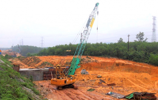 Cao tốc 7.669 tỷ chậm tiến độ vì thiếu… đất