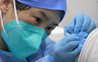 Trung Quốc phê duyệt vắc xin COVID-19 thứ 4, vẫn không cung cấp dữ liệu an toàn