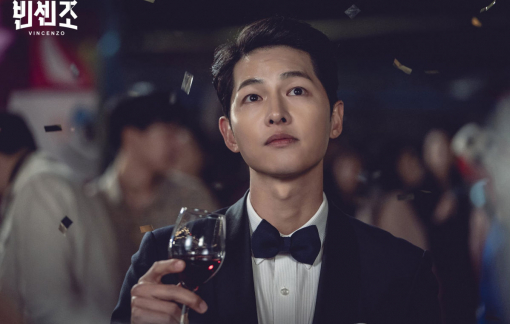 Phim mới của Song Joong Ki gây tranh cãi