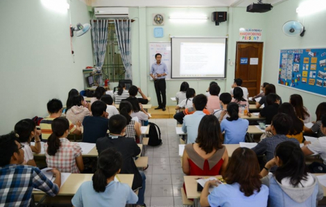 Hà Nội: Học sinh lớp 9 đổ xô đi học thêm Lịch sử
