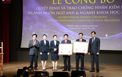 Trường đại học Quốc tế Sài Gòn đạt kiểm định chất lượng chương trình ngành Ngôn ngữ Anh và ngành Khoa học máy tính