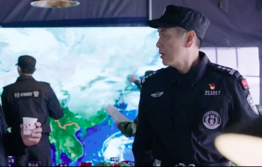 Chiếu phim có đường lưỡi bò: Bao giờ mới dẹp được website phim lậu?