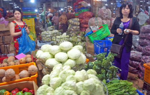 Nông sản để thối ngoài đồng, người tiêu dùng vẫn phải mua giá cao