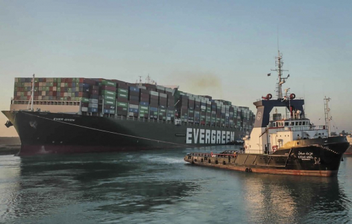 Kênh đào Suez hoạt động trở lại sau sự cố