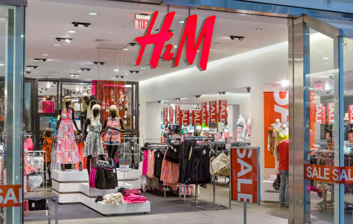 Yêu cầu H&M đình chỉ, thu hồi sản phẩm vi phạm chủ quyền lãnh thổ