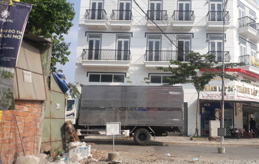 Cần Thơ: Bị thu hồi đất giao doanh nghiệp, dân kiện Chủ tịch huyện đòi bồi thường 13 tỷ