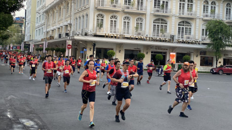 Hơn 13.000 người chạy marathon quảng bá du lịch TPHCM