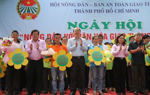 TPHCM: Ra mắt 84 câu lạc bộ "Nông dân với an toàn giao thông"