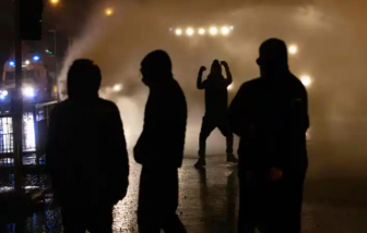 Trẻ em Bắc Ireland đang bị các băng nhóm lôi kéo vào hành vi tội phạm