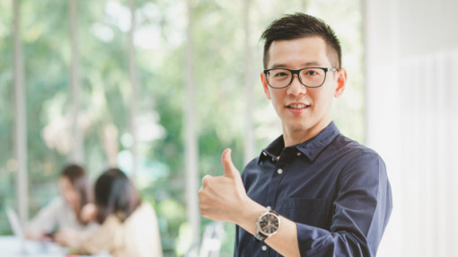 Đàn ông hậu ly hôn: Sao phải tiếc cuộc hôn nhân đã nát!