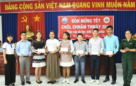Báo Phụ Nữ tổ chức đón tết Chol Chhnam Thmay cho du học sinh Campuchia