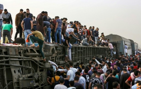 Hơn 100 người thương vong sau vụ tai nạn tàu hỏa ở Ai Cập