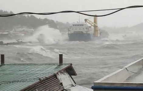 Tránh siêu bão Surigae, Philippines sơ tán hơn 68.000 dân