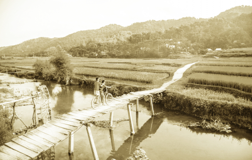 Truyện ngắn - Quê nhà