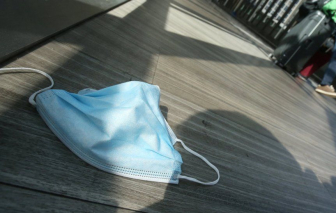 Tây Ban Nha bắt giữ kẻ cố tình lây nhiễm COVID-19 cho 22 người