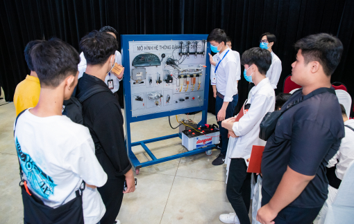 Học sinh Đồng Tháp hào hứng trải nghiệm Campus Tour tại Nova College