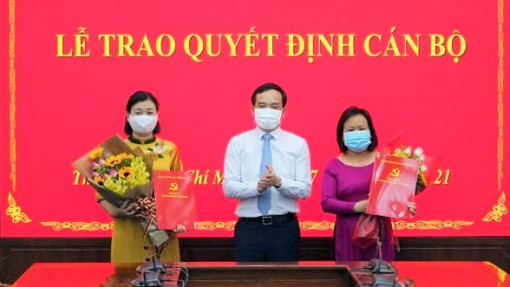 Trao quyết định nhân sự Báo Phụ Nữ TPHCM và Báo Người Lao Động